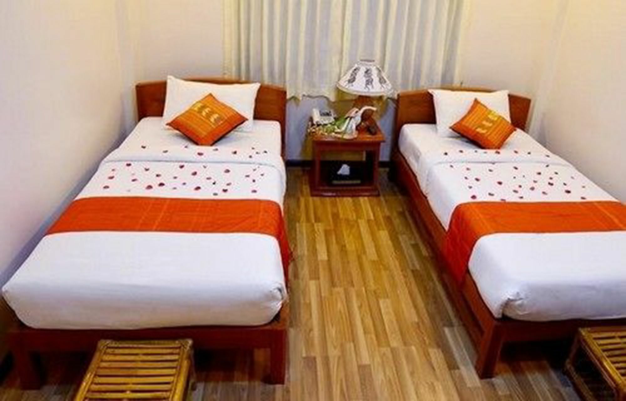 Six Stars Guest House Nyaungu Kültér fotó